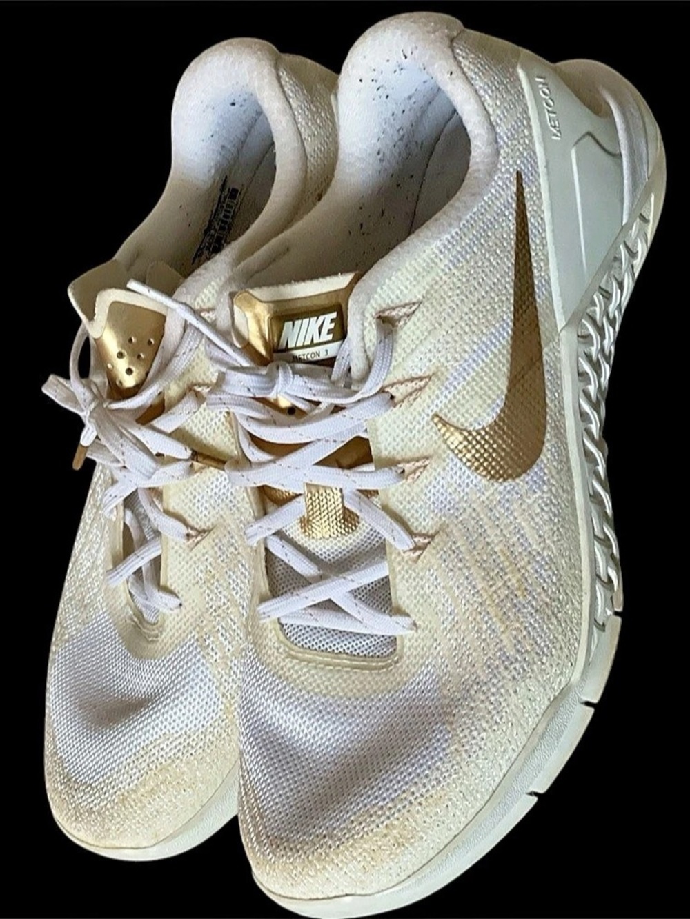 Nike Women's Metcon 3 AMP in the White/Metallic Gold colorway (Style Code: 84980